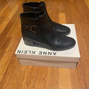 Anne Klein Black Leather Ankle Boots